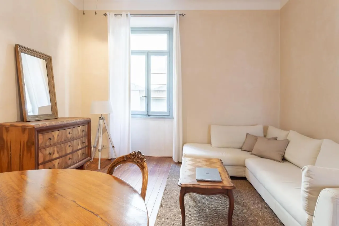 Apartment Suite Cavour By Icasamia It Varese