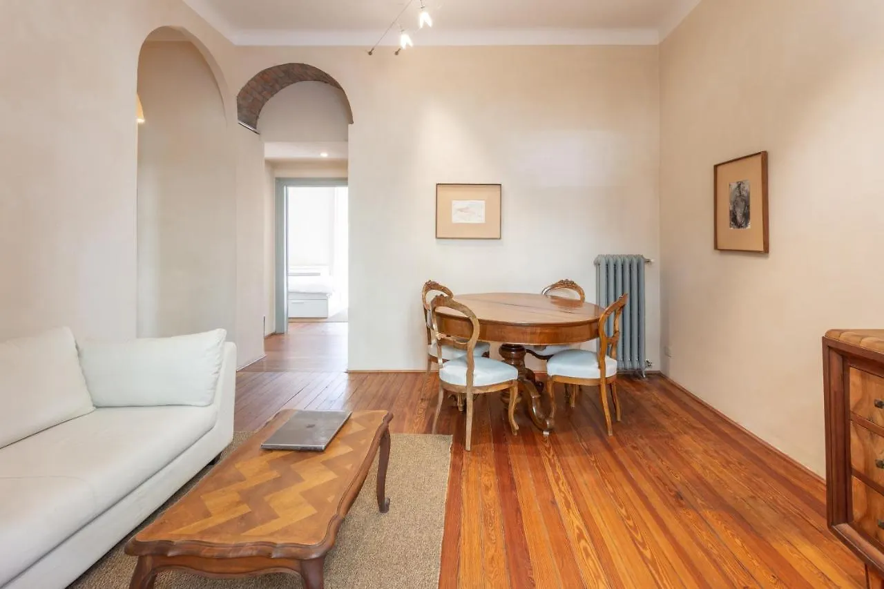 Suite Cavour By Icasamia It Varese 0*,  Italy