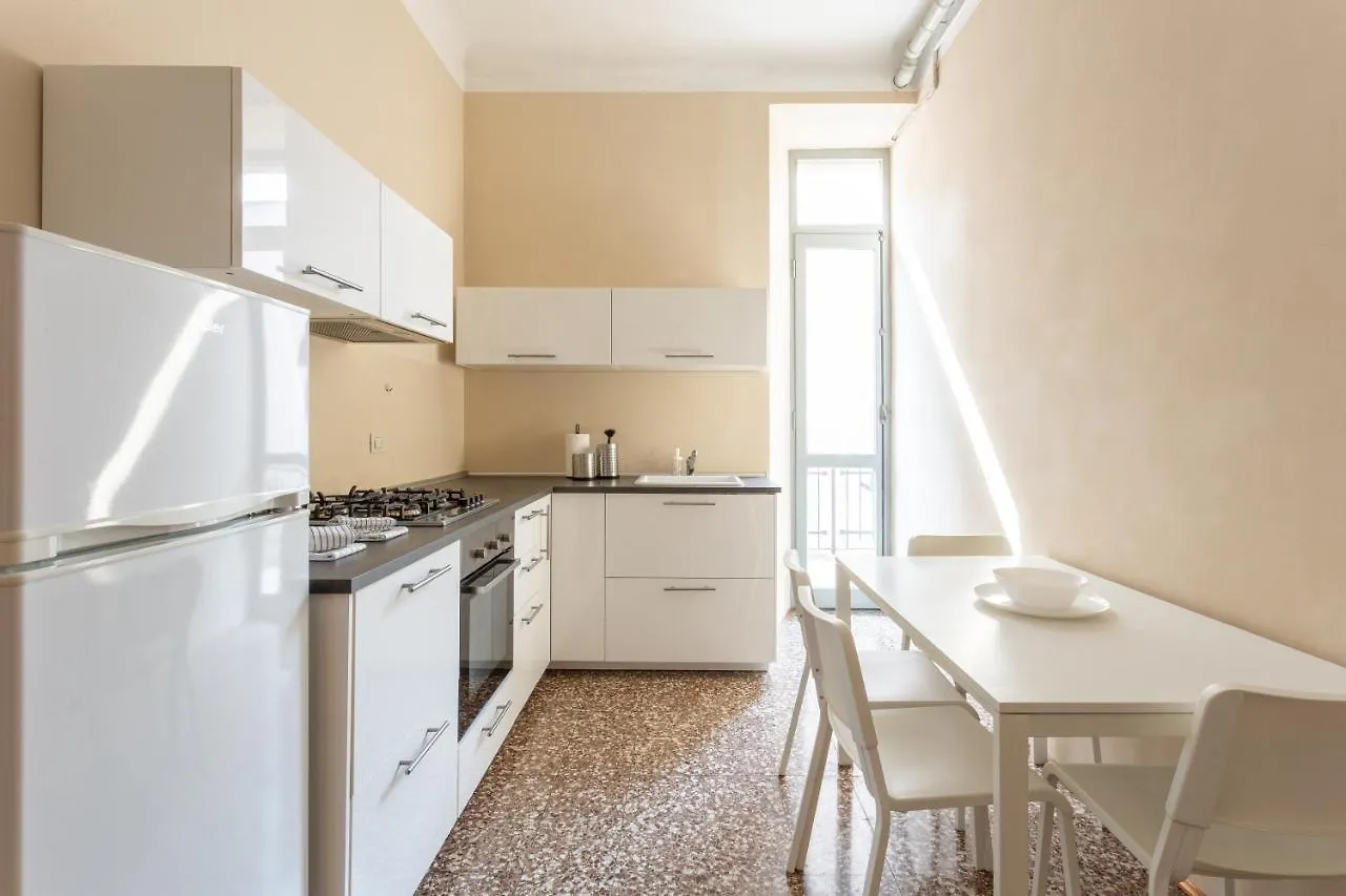 Suite Cavour By Icasamia It Varese